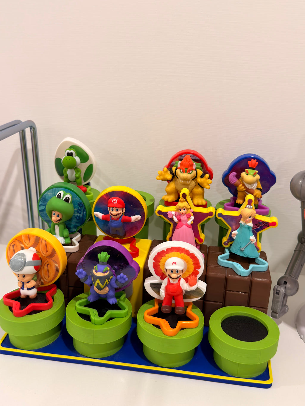 Mc Donald's Happy Meal Stand per collezione Super Mario Galaxy - Il Film