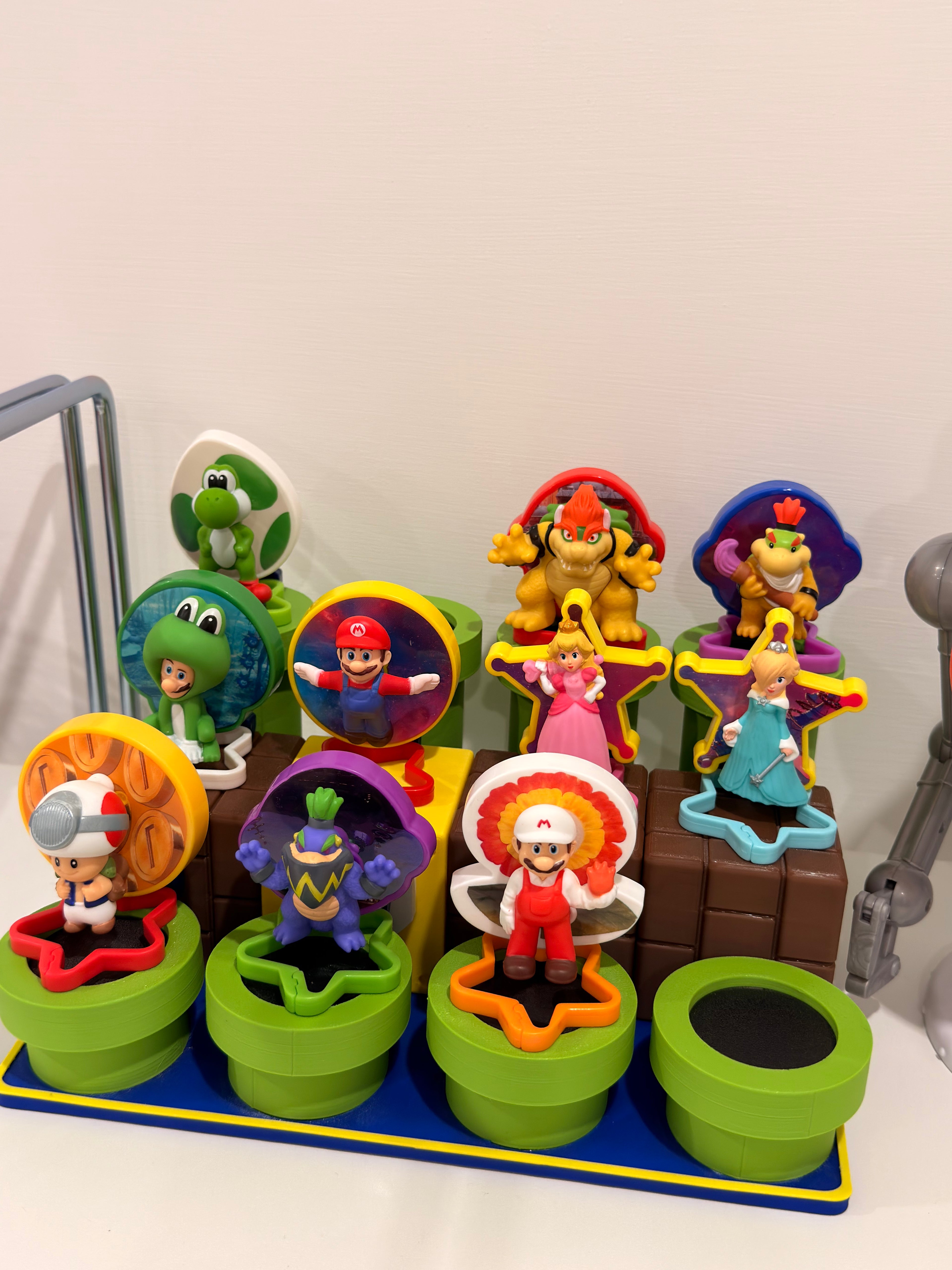 Mc Donald's Happy Meal Stand per collezione Super Mario Galaxy - Il Film