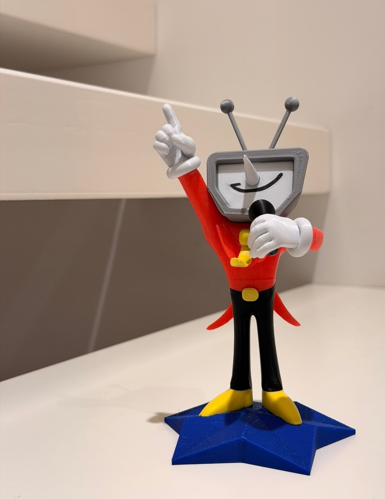 Figurine Tenna Deltarune – Personnage TV Robot avec Micro, Statue de Collection Gaming Décoration Geek