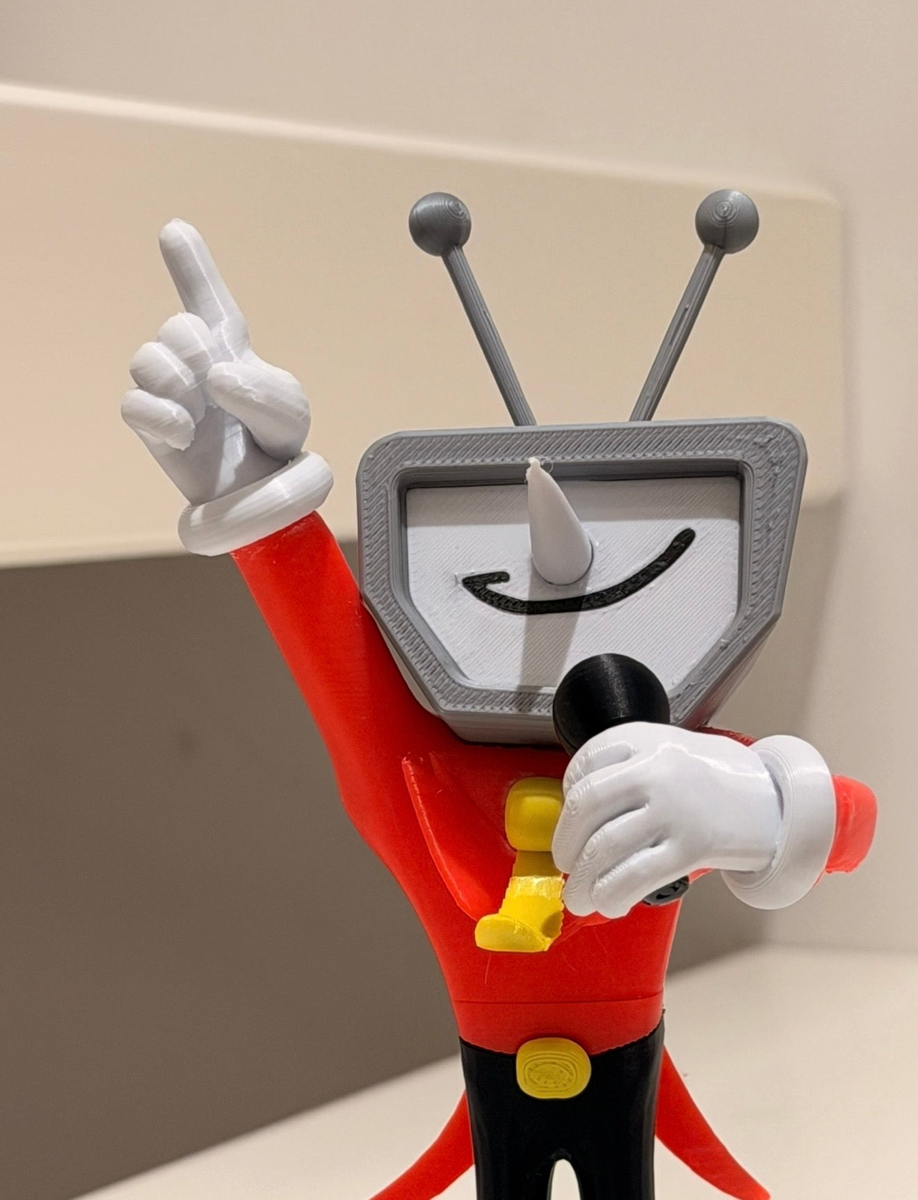 Figurine Tenna Deltarune – Personnage TV Robot avec Micro, Statue de Collection Gaming Décoration Geek
