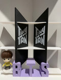 Présentoir BTS TinyTAN McDonald’s – Présentoir K-Pop pour Figurines de Collection, Support Décoratif Thème BTS