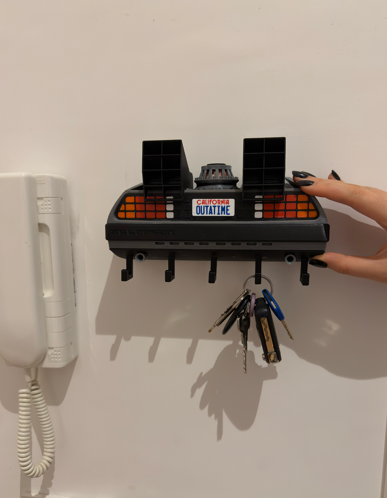Appendichiavi DeLorean da Parete — Ritorno al Futuro Decorazione Ingresso